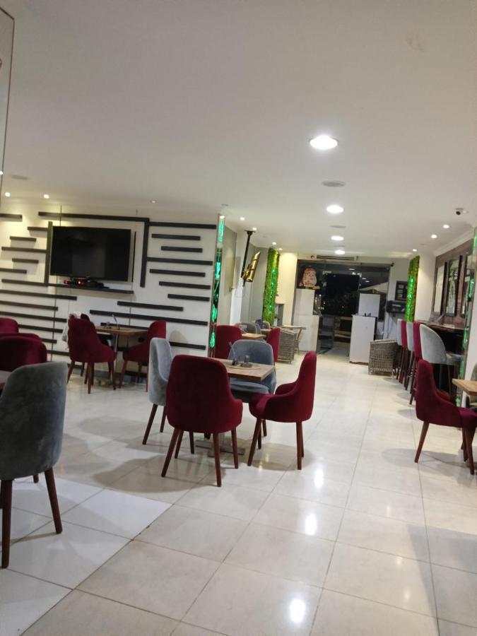 Mesho Falcon Pyramids View Inn Kafrat al Jabal Ngoại thất bức ảnh
