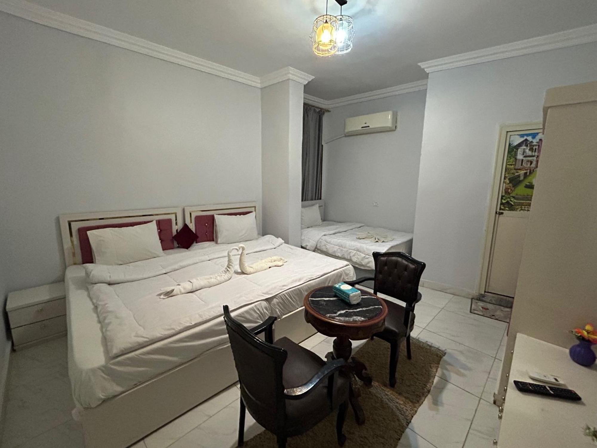 Mesho Falcon Pyramids View Inn Kafrat al Jabal Ngoại thất bức ảnh